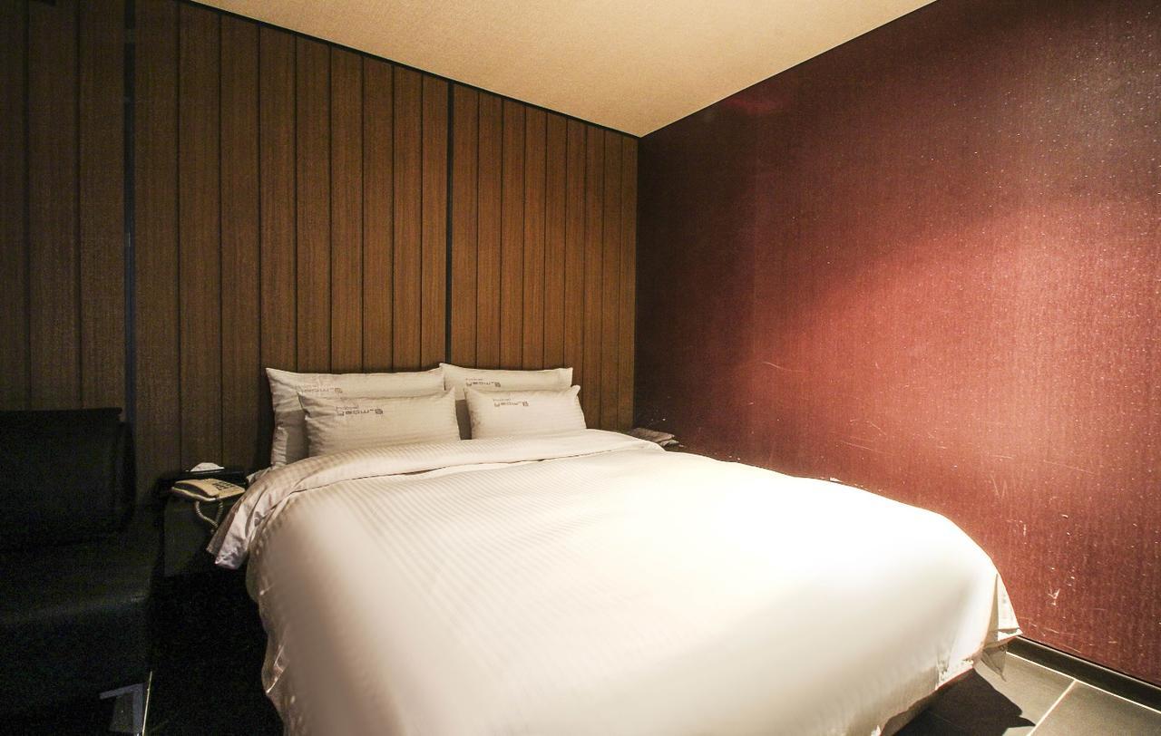 Haeundae Yeoubi Hotel Busan Exterior photo